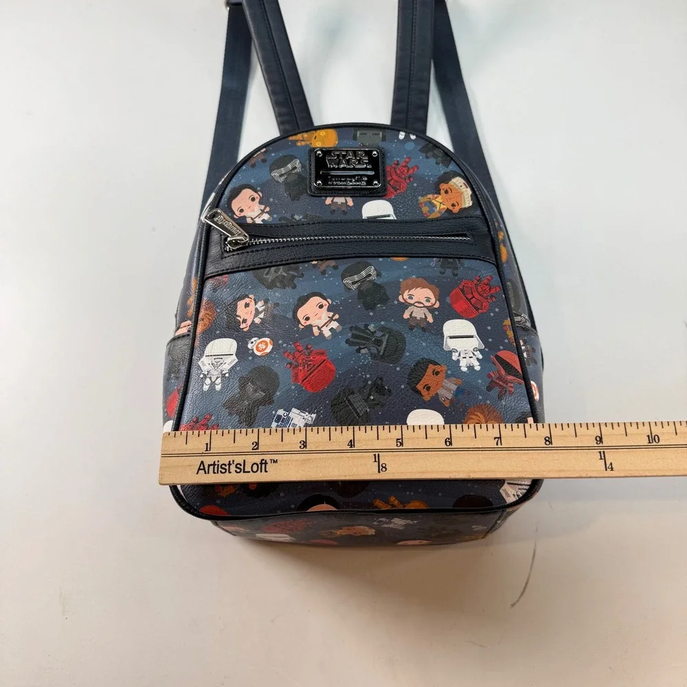 Star‎ Wars Loungefly Mini Backpack Character Print Faux Leather